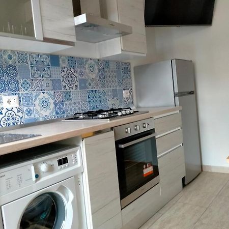 Da Paolo E Laura - In Centro A San Benedetto Apartman San Benedetto del Tronto Kültér fotó