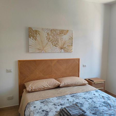 Da Paolo E Laura - In Centro A San Benedetto Apartman San Benedetto del Tronto Kültér fotó